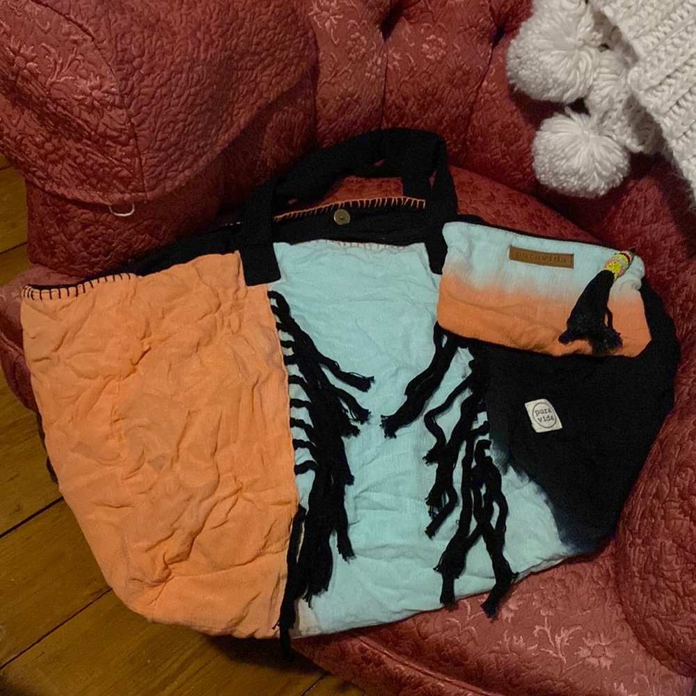 Pura Vida Weekender Set